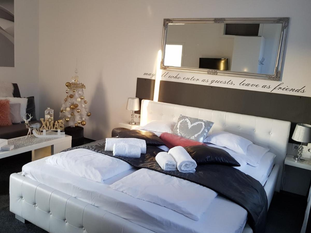 Modern Flat In City Center บูดาเปสต์ ภายนอก รูปภาพ